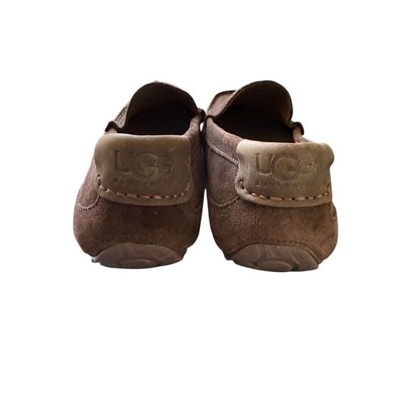 UGG men’s Chocolate Brown Leather Suede Slip-On Tassel Loafers Shoes Size 11